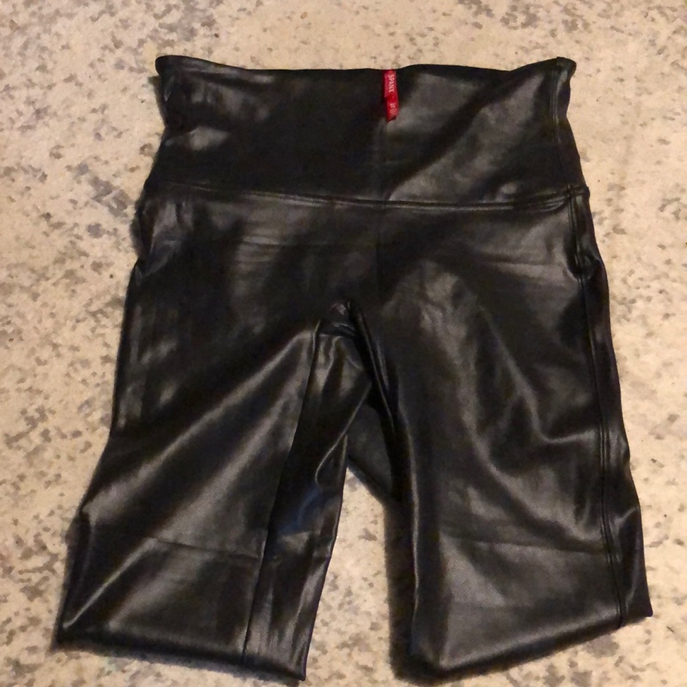 Spanx Faux Leather Leggings size XL